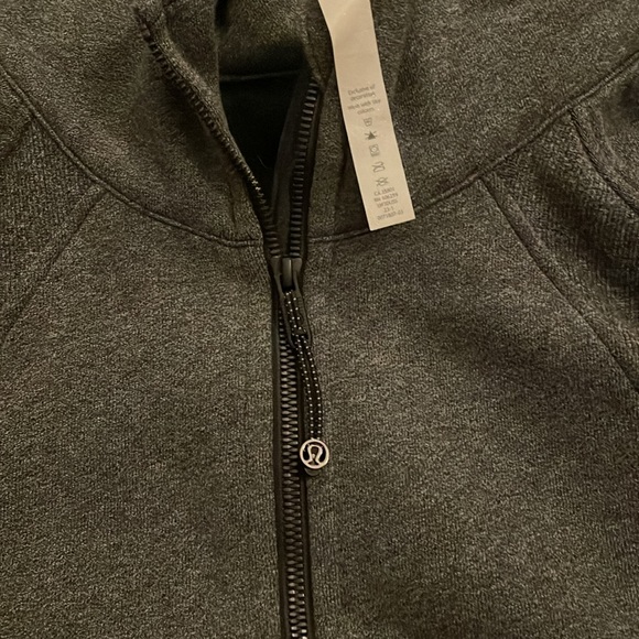 Lululemon Scuba half zip M/L - Picture 2 of 5